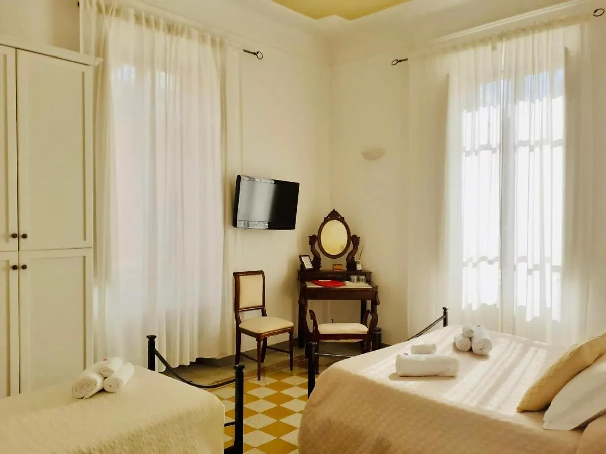 Bed and Breakfast Il Tempio Di Morfeo à Rome Couette-café